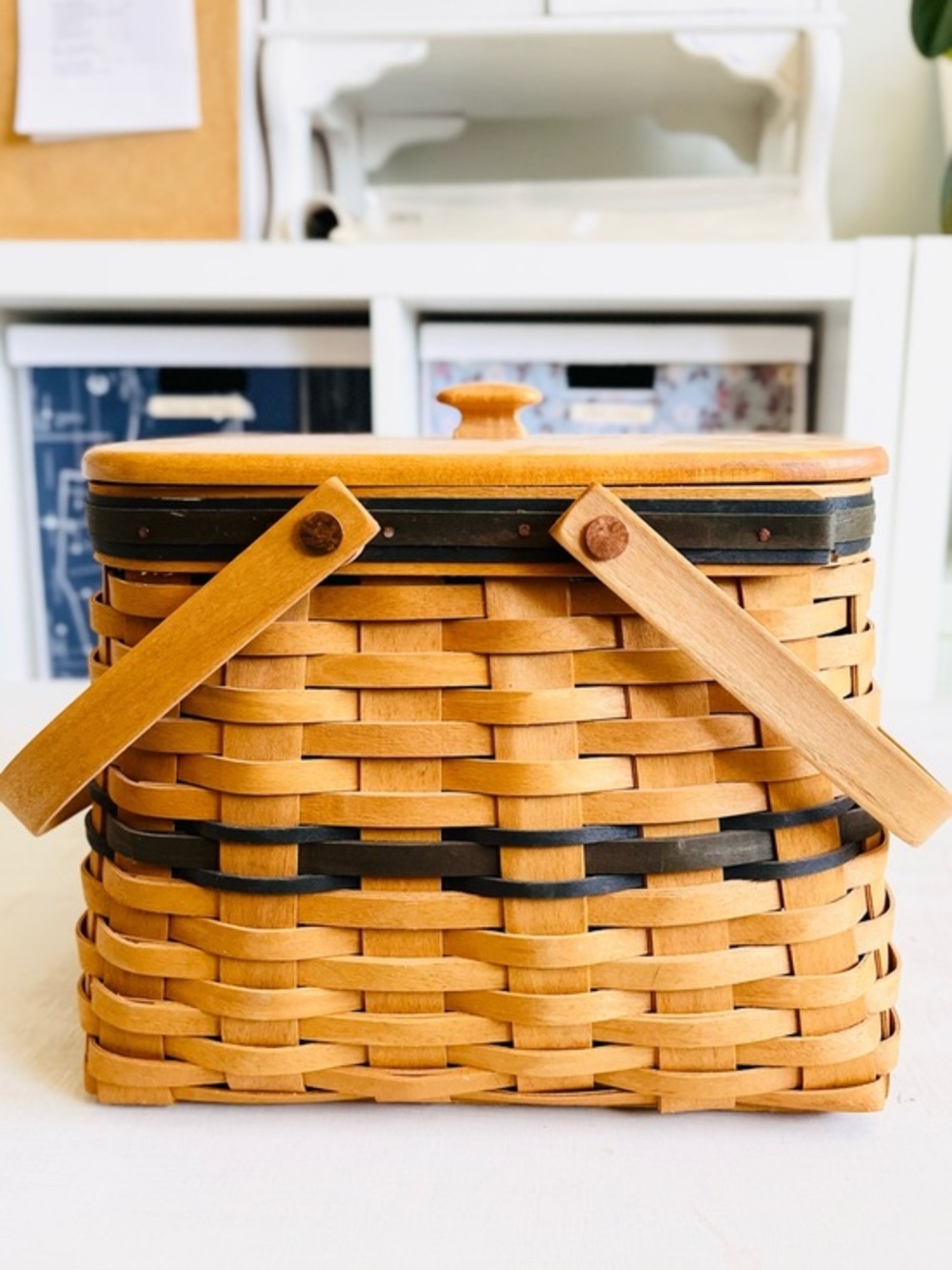 [Longaberger] 1998 Harbor Basket Maple Lid Collectors Club with Box Brass Tag
